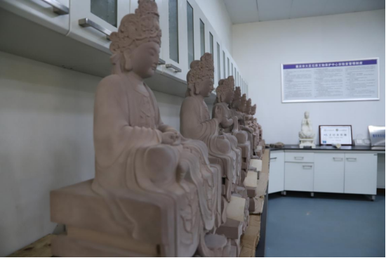 大足石刻研究院修复室