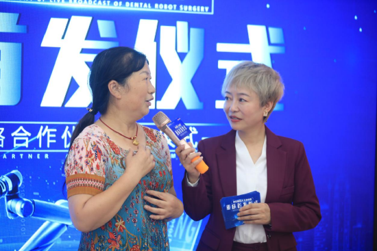 图说:市民欧女士分享术后感受