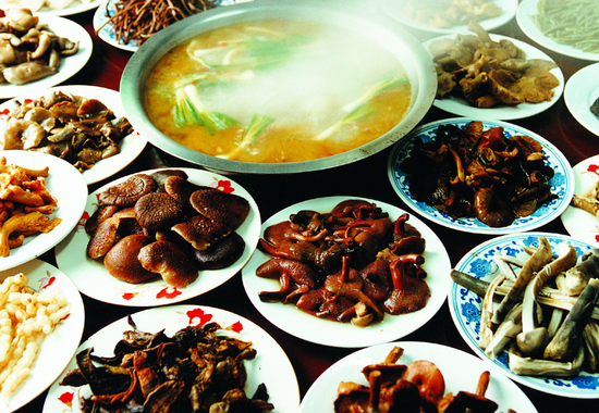 菌子宴