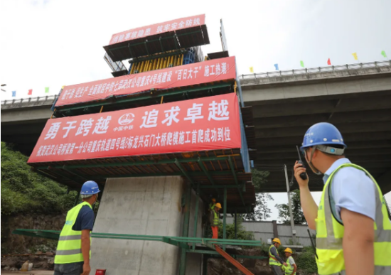 4号线施工现场 ( 四号线建设之窗供图)