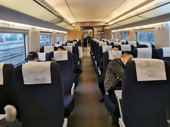 打探今年春运火车运营情况 防疫措施加强客流量减小