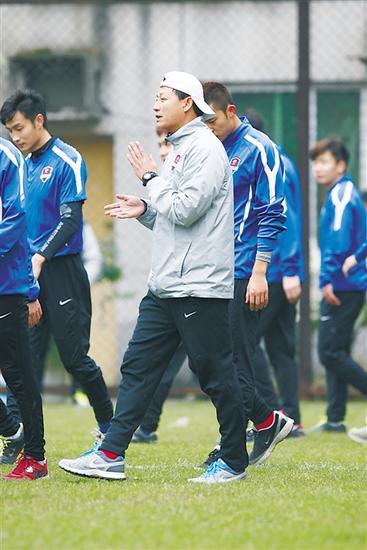 力帆足球队主教练王宝山离任 新帅可能是韩国