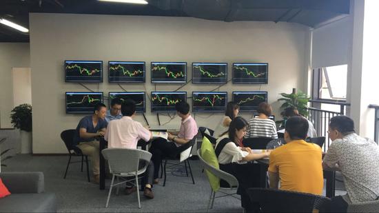 重庆首个外汇短线交易创投俱乐部成立