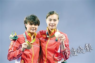 施廷懋女子双人3米板夺冠为重庆摘首金