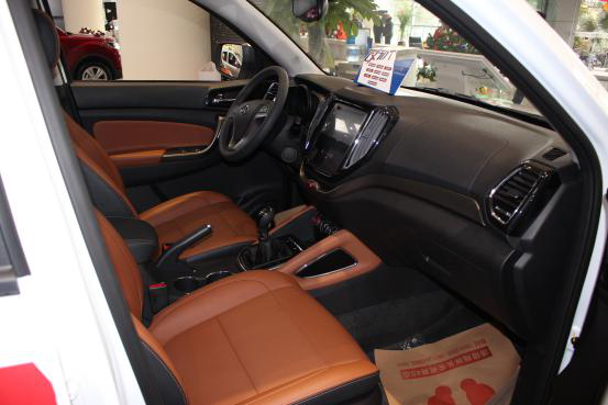 CX70 T到店实拍