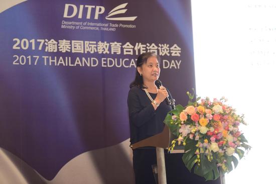 泰王国驻成都总领事馆商务处商务领事李惠兰