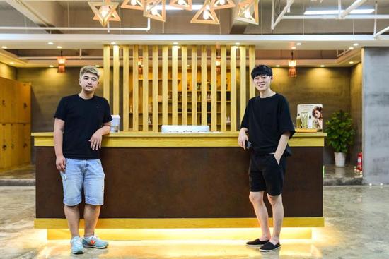 创美发工作室把顾客当朋友 不推销不办卡