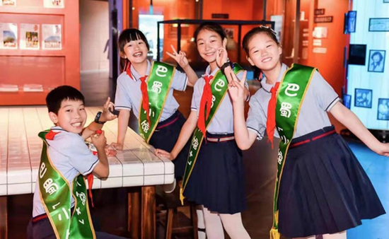 (巴蜀小学“小馆+”课程学生风采)