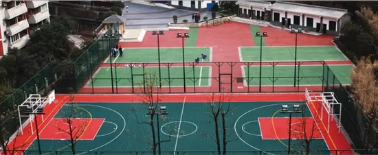 覃家岗街道凤天路社区市级健身点