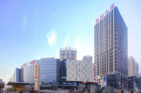 盘龙奥园广场购物中心