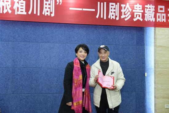 邓晓军(拍摄)