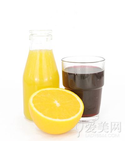  减肥新宠排毒蔬果汁 掌握技巧 喝对就靠谱 