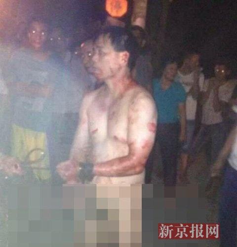 交警与他人妻子“车震” 现场被抓