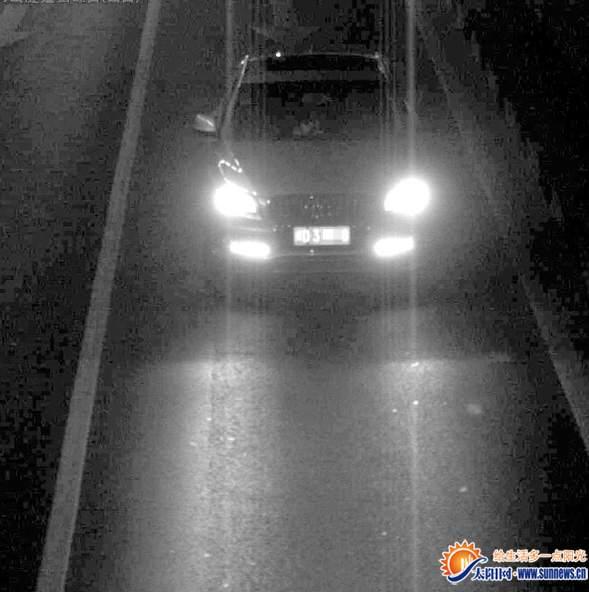 厦门一牛车一年82起违章 早已扣满12分(图)