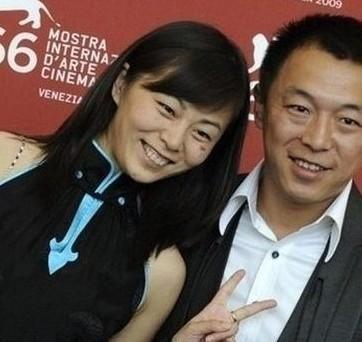 黄渤承认二度当爹 为陪老婆孩子息影一年|黄渤