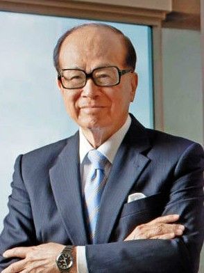 李嘉诚资料图