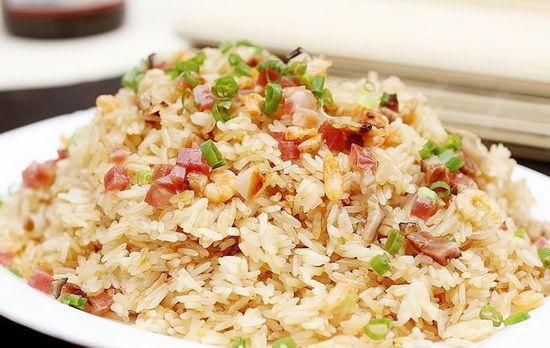 盘中餐粒粒皆奢侈 各种大米各种贵