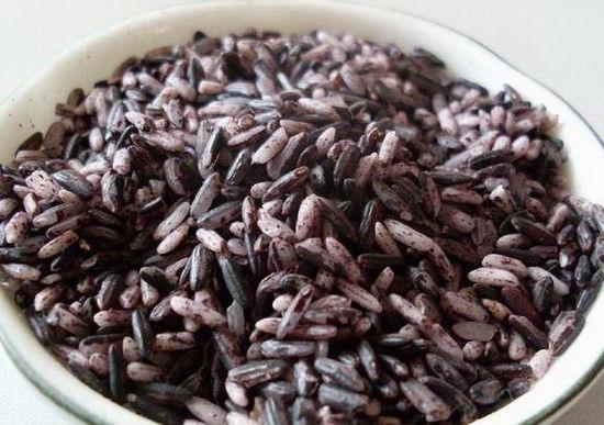 盘中餐粒粒皆奢侈 各种大米各种贵