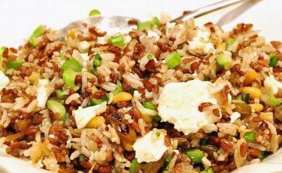 盘中餐粒粒皆奢侈 各种大米各种贵