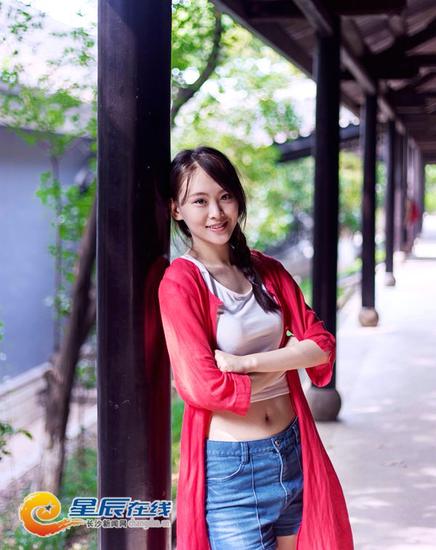 做自己,坚持自己。简言之:我就这样,爱咋咋~~我只想简单的做好