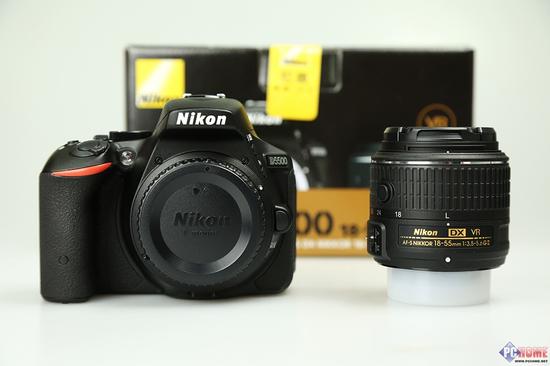轻薄触控单反2in1 尼康D5500首发评测