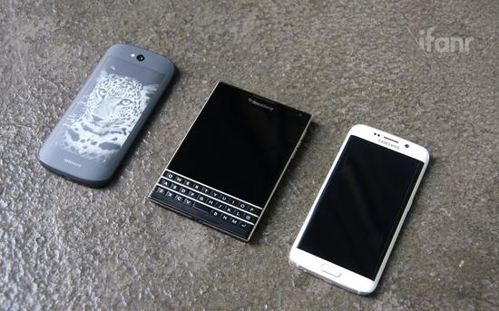 Yota Phone 2 BlackBerry Samsung Galaxy S6 edge-3