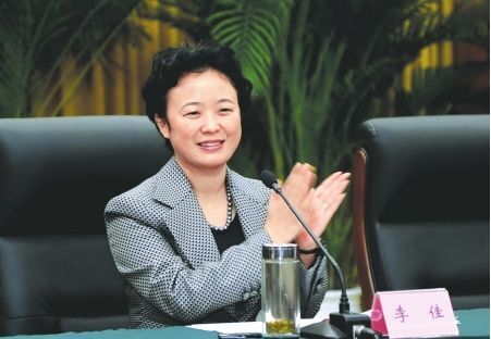 李佳资料图