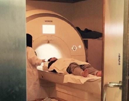 没身体接触也能受伤 电竞选手多受伤病困扰_八