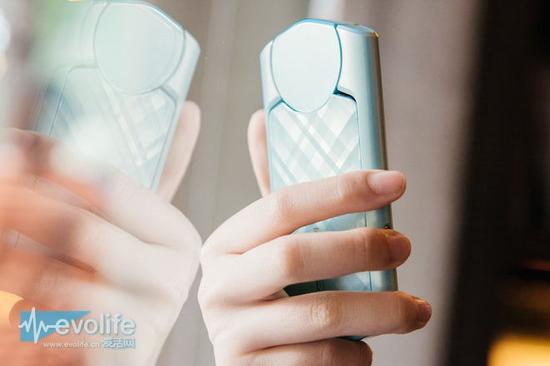 卡西欧TR550让手机哭晕在厕所