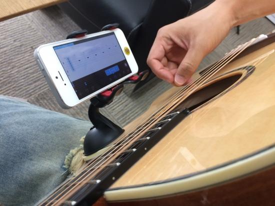 趣乐王正盛:如何认真地做一把智能吉他|智能吉