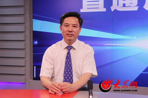 省司法厅党委委员、政治部主任李端卫做客大众网-齐鲁民声《直通厅局长》。