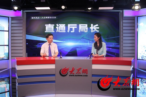省司法厅党委委员、政治部主任李端卫做客《直通厅局长》,解读国家司法考试。