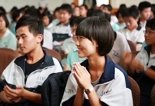2015中国高考状元调查报告出炉 湖南5所中学