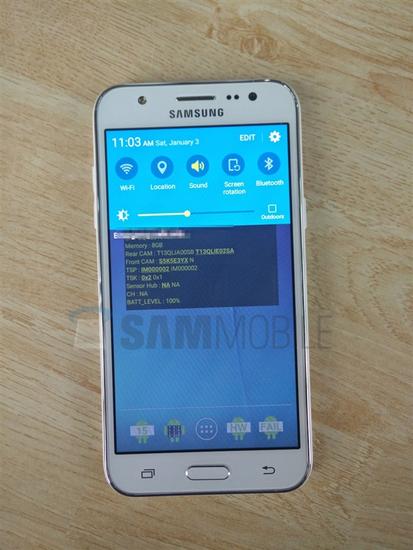 Galaxy J5真机照首曝：可以换电池