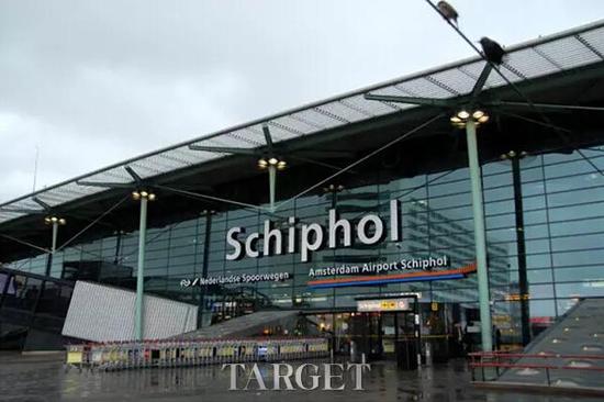 开开心心来误机 都怪机场太好玩 |机场|误机|巧