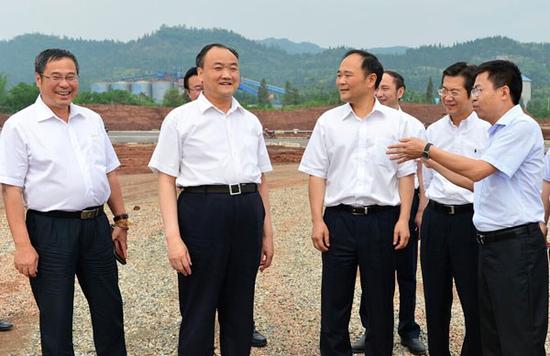 豪掷70亿 吉利新能源商用车项目落户南充