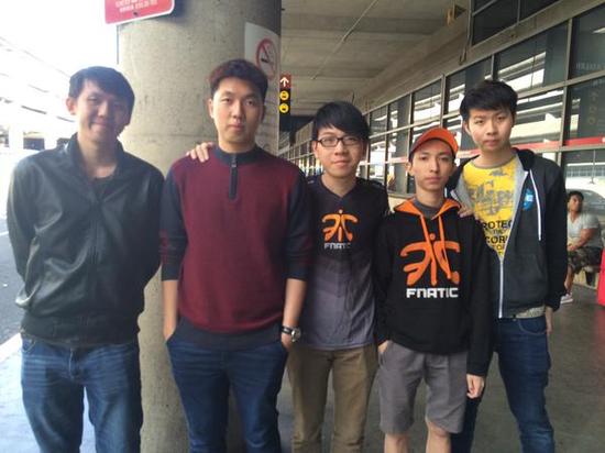 中国战队平安抵达美国西雅图 各战队图赏-DO