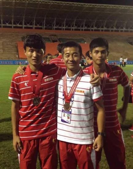 皇马30万欧元将签广州五中原足球队员林良铭