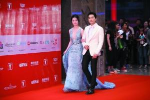 娱乐圈中韩情侣：汤唯嫁金泰勇刘亦菲恋宋承宪