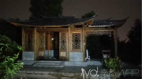 疑似发生雷击事件的小木屋。南都记者 张志韬 摄