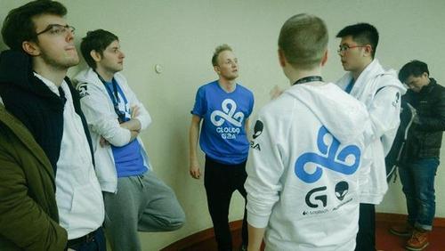 C9经理证实:C9和秘密将换人 EE不会被踢!