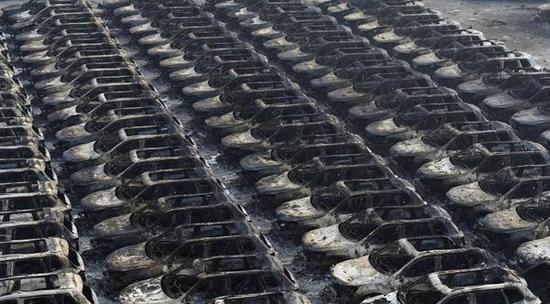 天津港进口大众烧毁2748辆 途锐最多