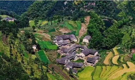 点击图片进入下一页