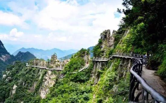 点击图片进入下一页