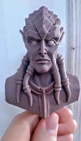 魔兽世界玩家雕刻作品:大舅子玛尔拉德的半身