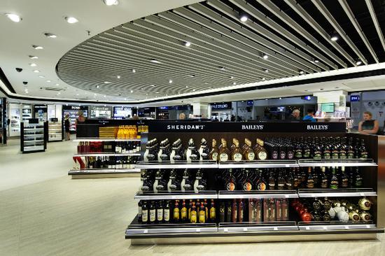 必须收藏!在各国机场免税店买哪款酒最划算?