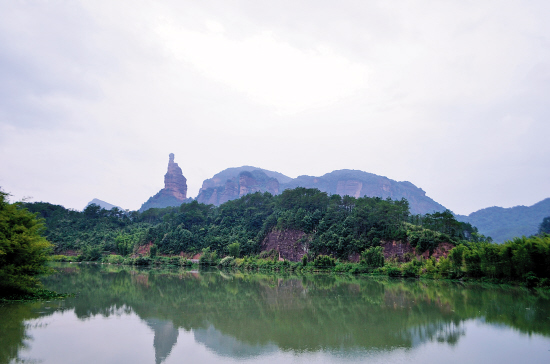 牛鼻村看童子拜观音的丹霞美景