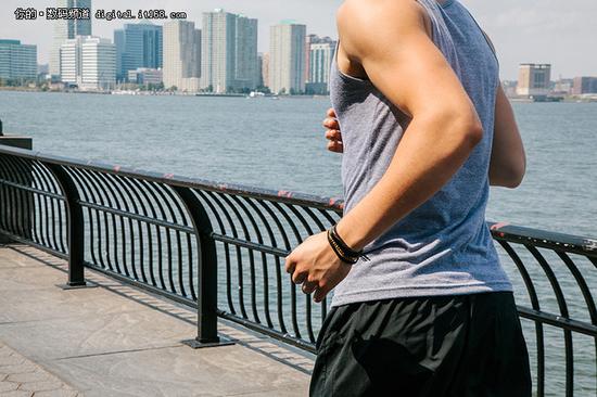 卓棒UP3智能手环评测