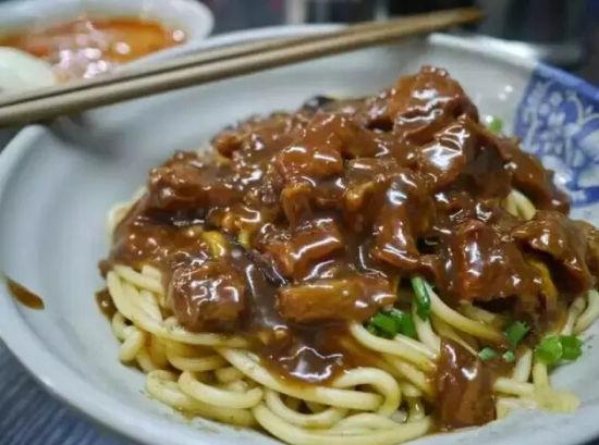 老郎特色牛肉面馆