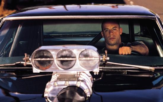 这辆飙车狂人的野兽派座驾,连警察都忍不住买买买